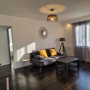 le-petit-meas-superbe-appartement-au-calme.hotels-rhonealpes.com/