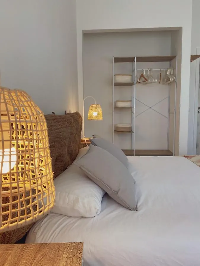 Homestay The Lighthouse Hostel Arrifana Aljezur